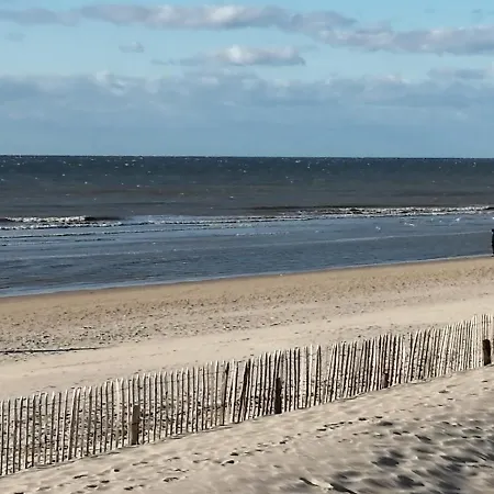 Ste Cecile Apartment Camiers